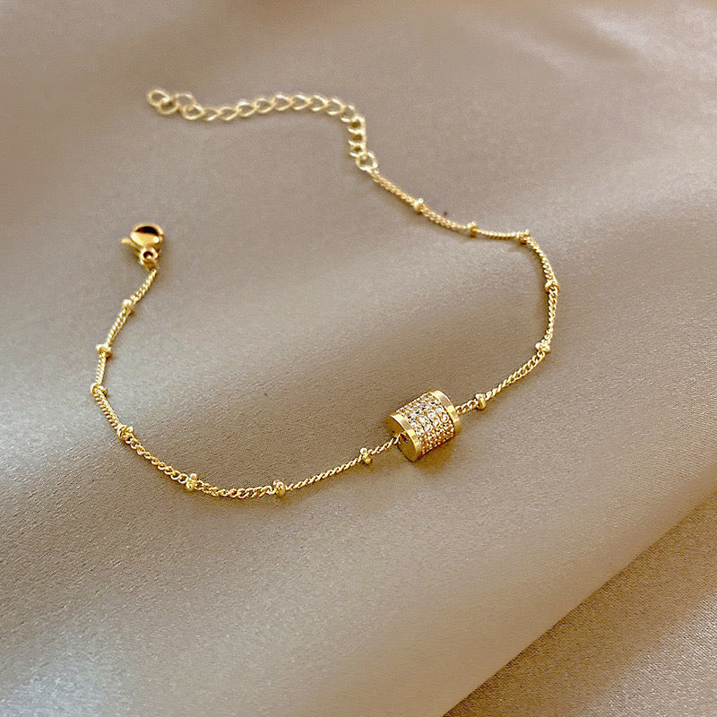 Dainty jewelry/ dainty bracelet/ cute bracelet/ gold bracelet