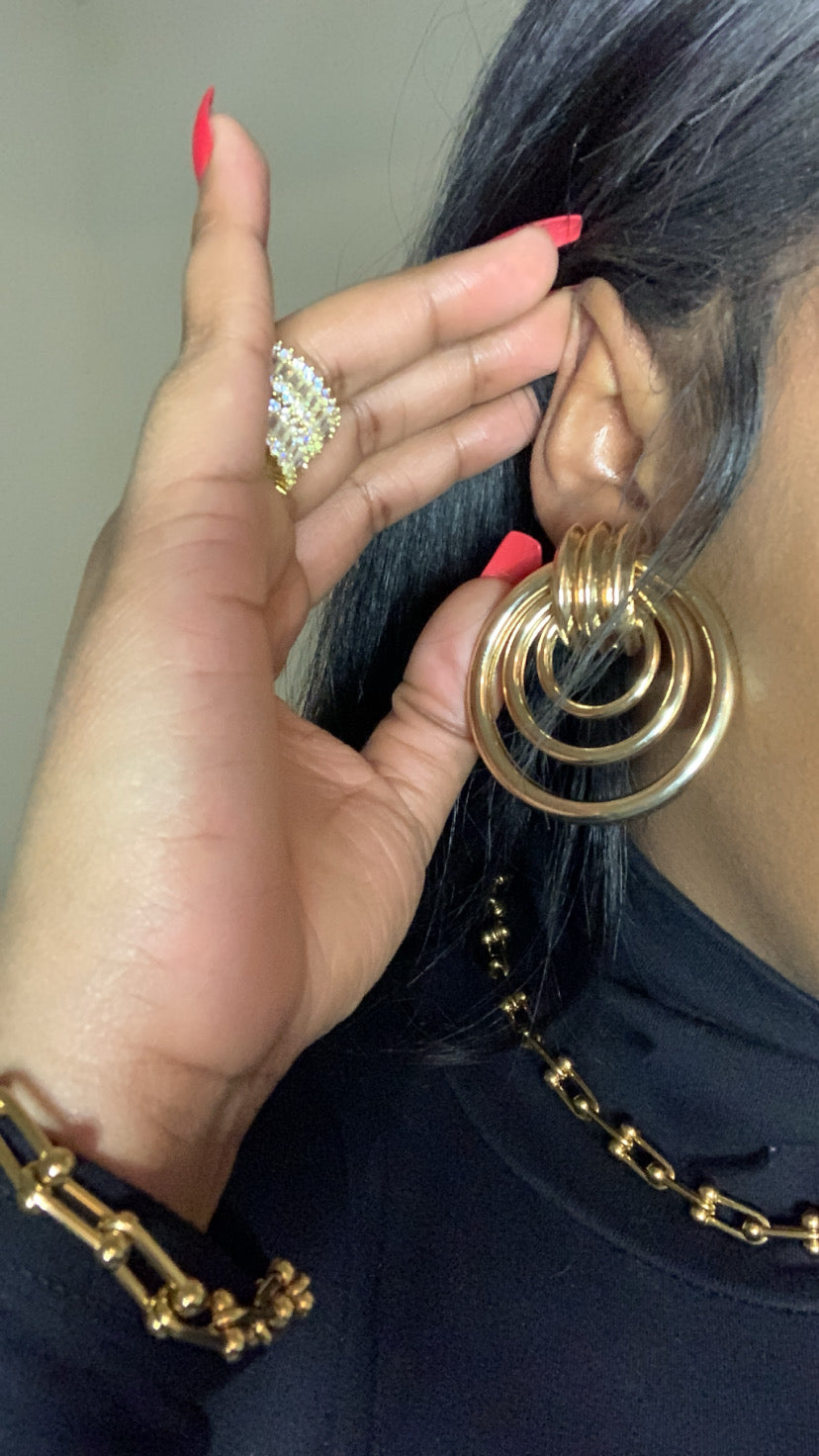 Jayla Gold Hoop Earrings